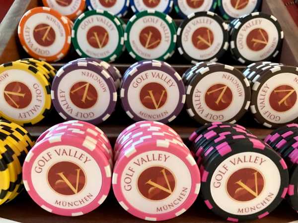 Poker Chip mit magnetischem Ballmarker